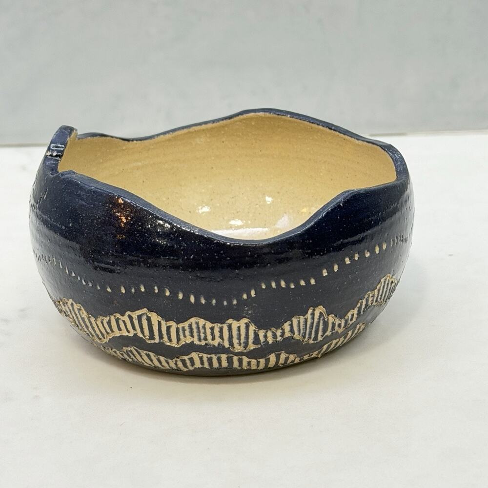 Sylvia Lawson NC Pottery Blue Sgrafitto Small Bowl Trinket Pilot Mountain 1993